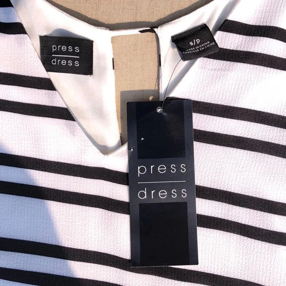 Press Dress Striped Short Sleeve V Neck Lined Mini Dress Black & White Sz S NWT - Picture 6 of 8